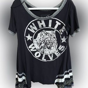 We the Free - NWOT sz. s like new